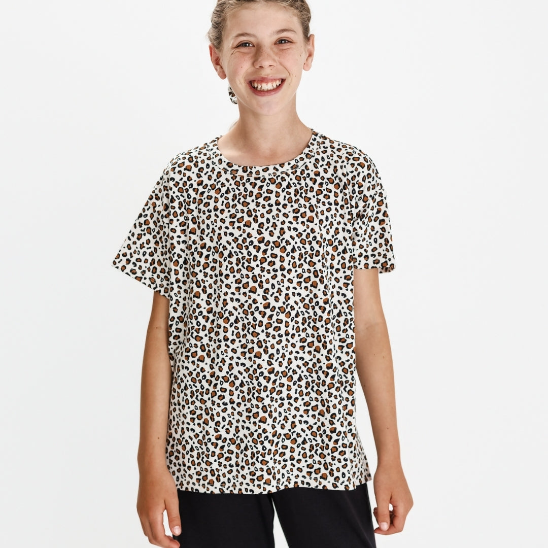 Youth Bamboo Oversize All-Over Print T-shirt | Snow Leopard