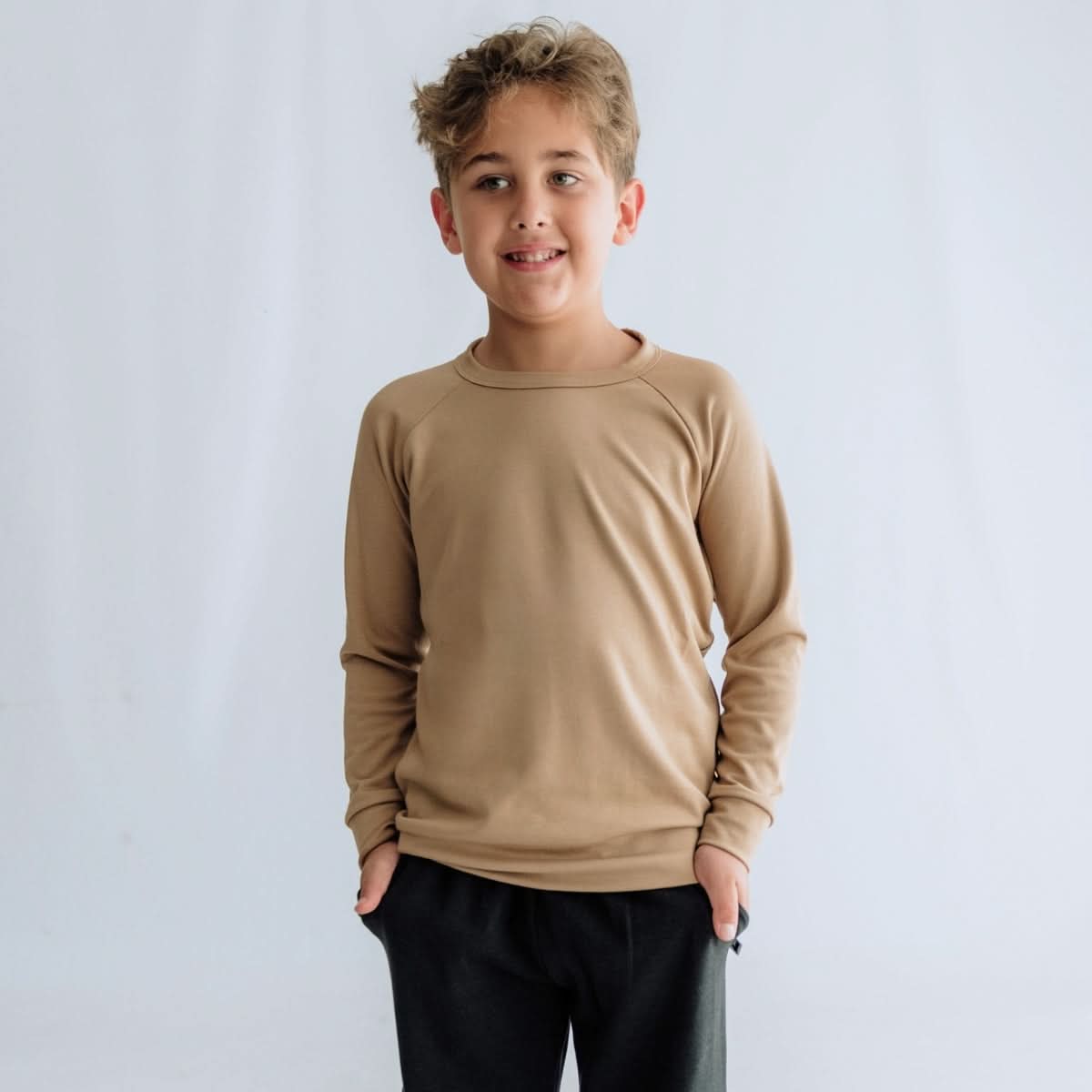 Youth Bamboo Raglan Pullover | Doeskin - additional view