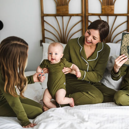 Ladies’ Bamboo Long Sleeve Button-Up Lounge Set | Palm Fronds