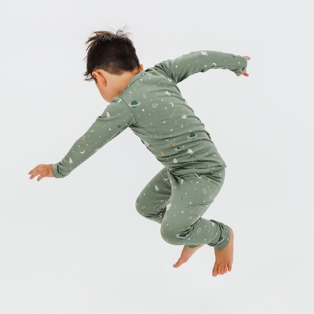 Kids' 2-Piece Bamboo Long Sleeve Snug-Fit Lounge Set | Outer Space