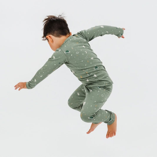 Kids' 2-Piece Bamboo Long Sleeve Snug-Fit Lounge Set | Outer Space