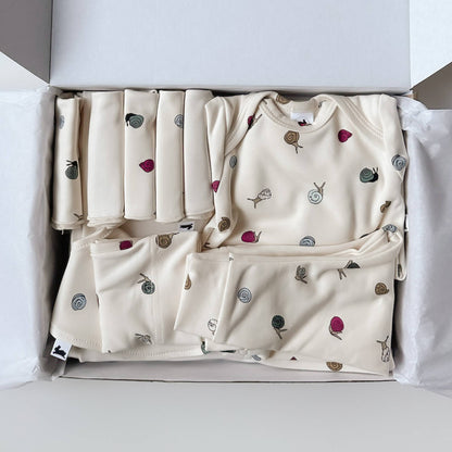 Bamboo Baby Capsule Gift Box - Ditsy Snails & Cream