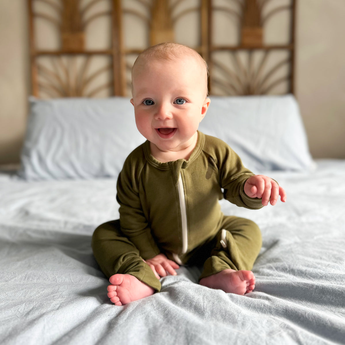 Bamboo Baby Zipper Footed Bodysuit | Olive