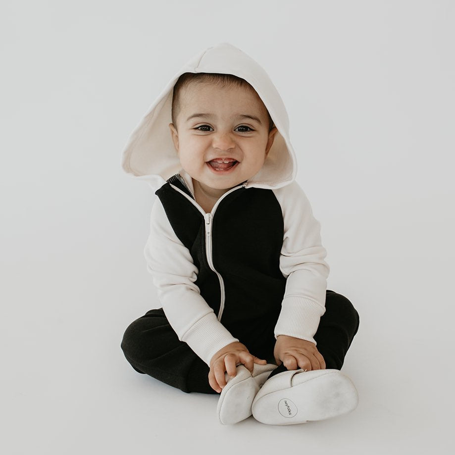 Baby/Kid's Fleece-Lined Hooded Jumpsuit | Black & Cream